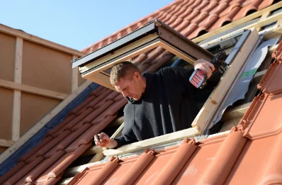 Pose de fenêtres de toit Velux à Nozay
